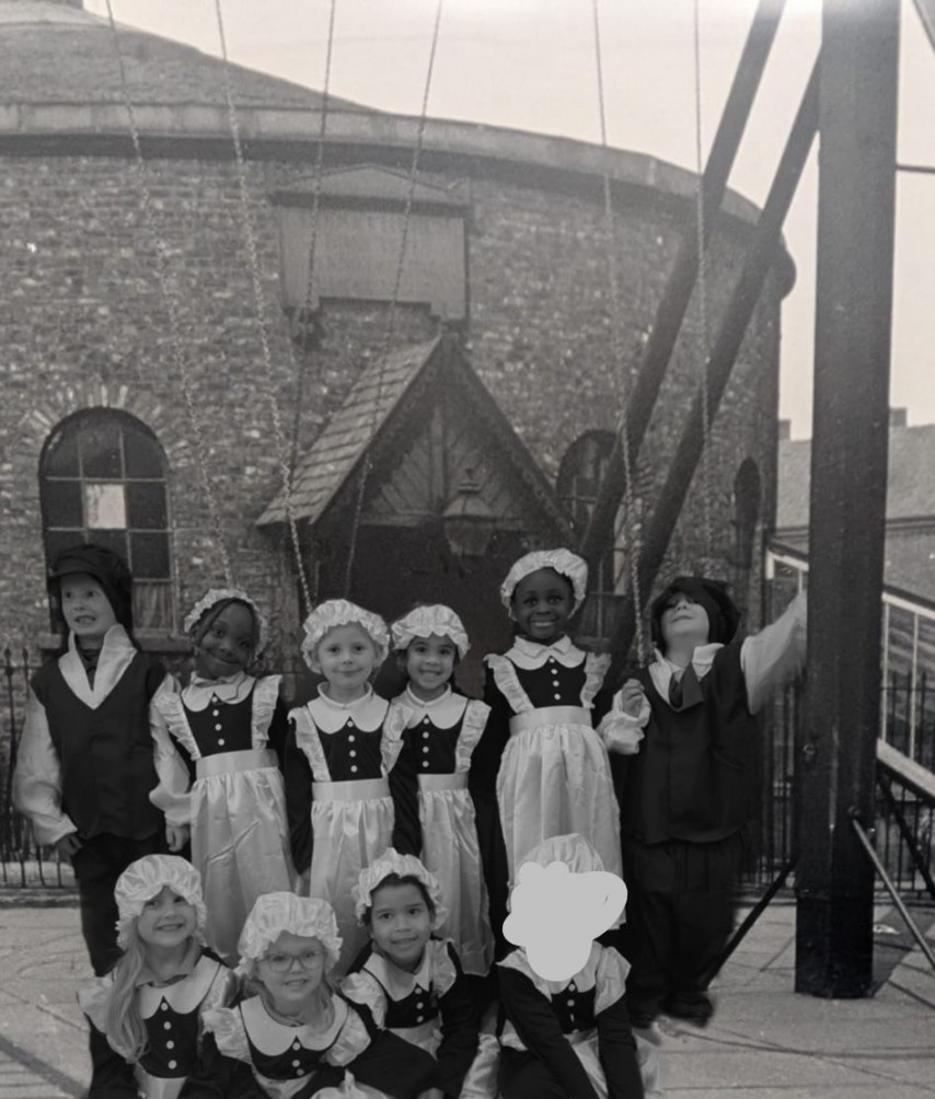 photo alternative text...