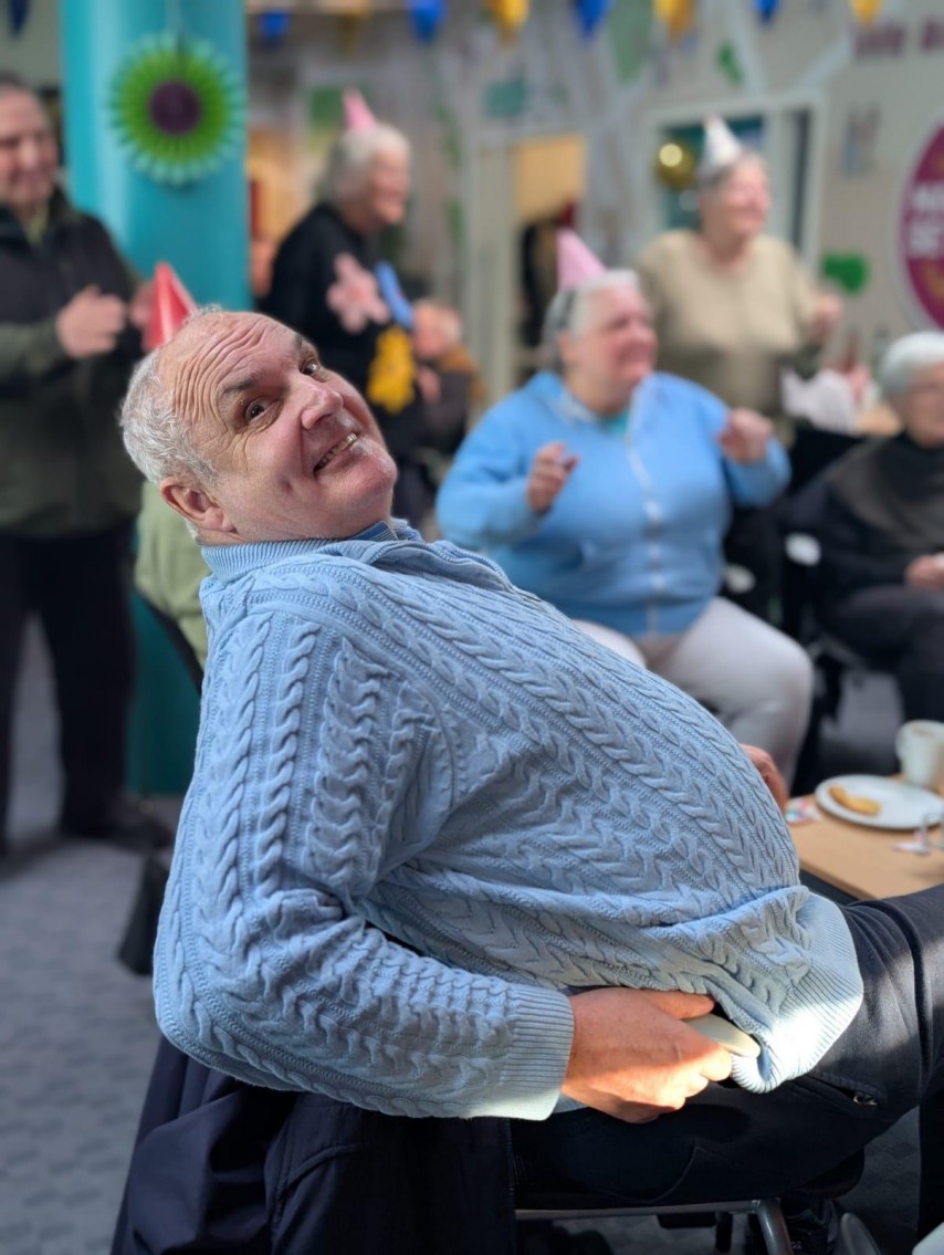 photo alternative text...